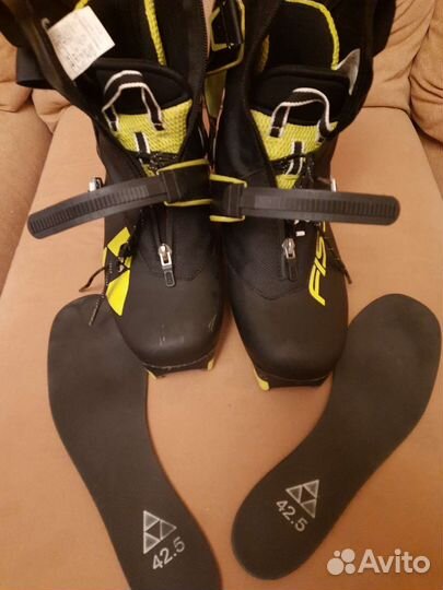 Лыжные ботинки fischer carbonlite 43