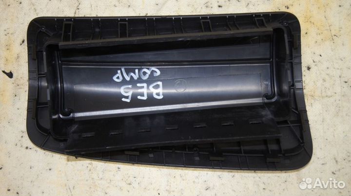 Накладка подушки безопасности пассажира BE5-2002г