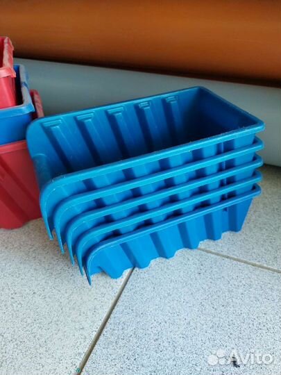 Контейнер складской лоток