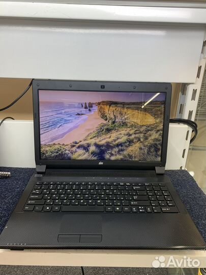 Ноутбук DNS A35FB 15.6