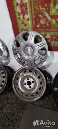 Диски штампы r15 4x100 на Hyundai Accent