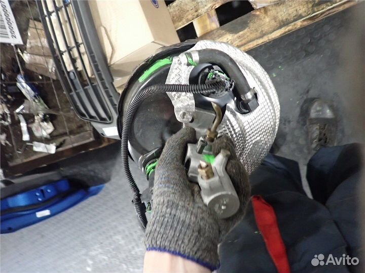 Цилиндр тормозной главный Volvo XC90, 2007