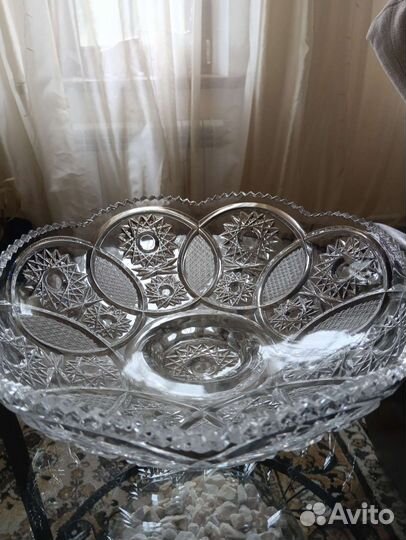 Хрустальная ваза