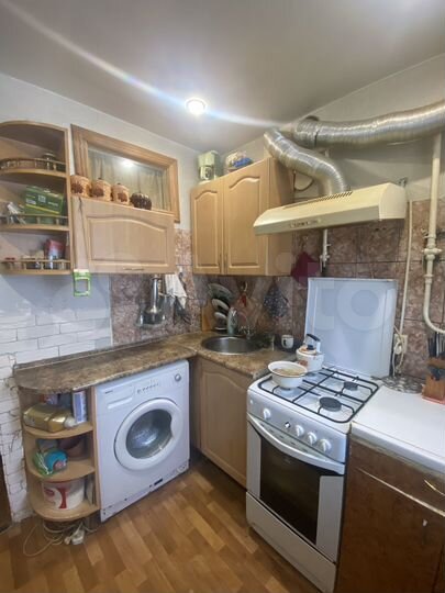 4-к. квартира, 63 м², 1/5 эт.