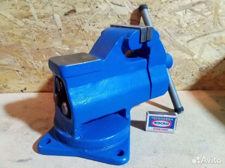 Тиски слесарные поворотные