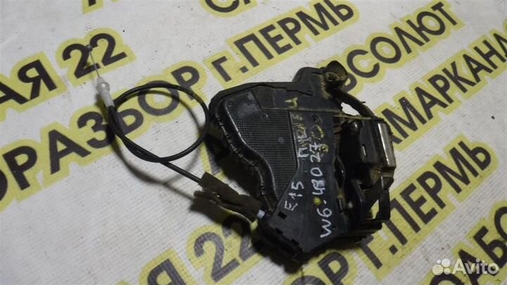 Замок двери передней левой Toyota Corolla (E150)