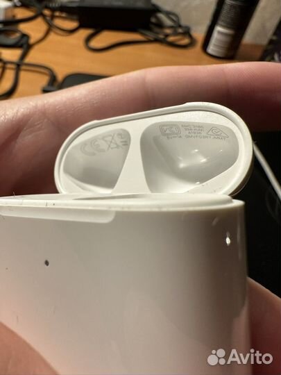 Новый кейс AirPods 2 оригинал
