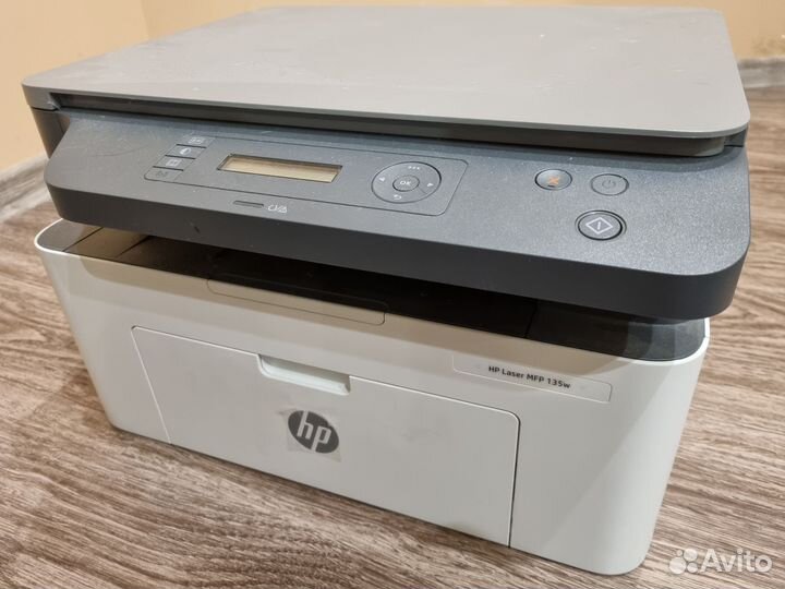 WiFi Мфу принтер HP laserjet MFP 135w