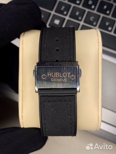 Часы Hublot