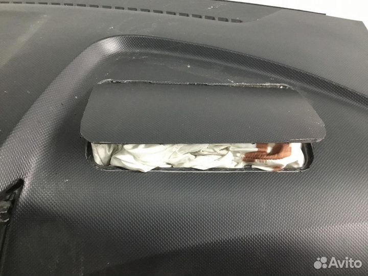 Торпедо Hyundai Solaris 2010-2017