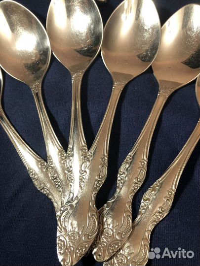 Новый набор столовых приборов