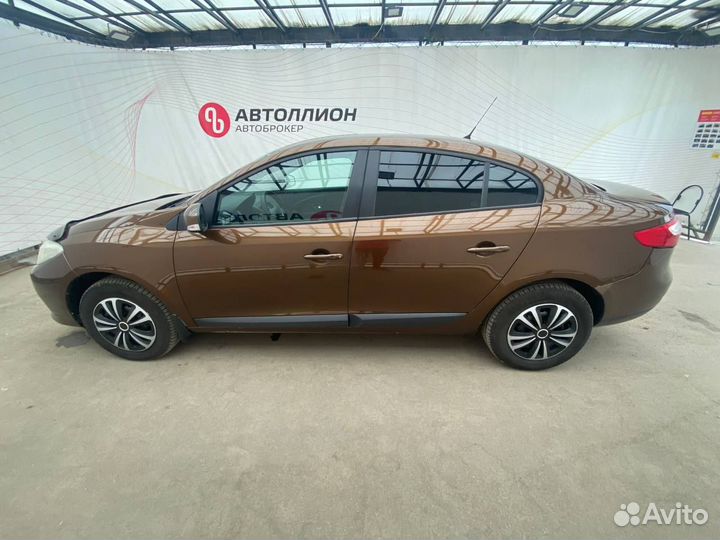 Renault Fluence 1.6 CVT, 2014, 141 900 км