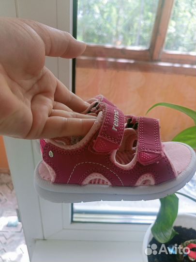 Сандалии для девочки reima 24 размер