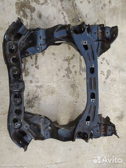 Подрамник Мерседес w221 4matik полный привод