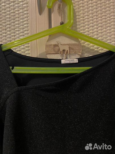 Блестящий черный топ