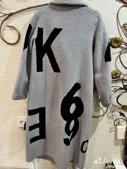 Пальто женское 42 44