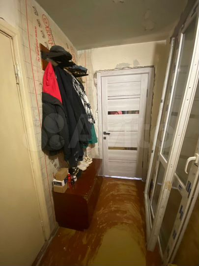 Доля в 2-к. квартире, 44 м², 3/5 эт.