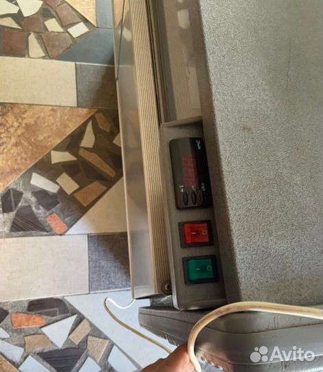 Холодильная витрина бу