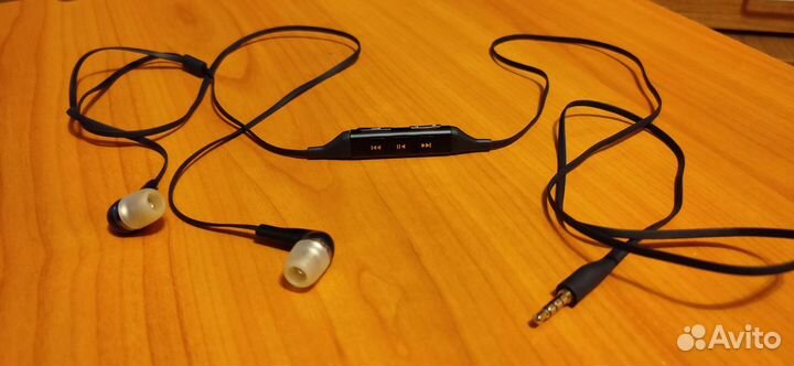 Наушники Nokia WH 701