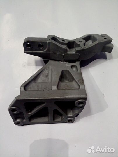 Лапа двигателя Инфинити фх 35