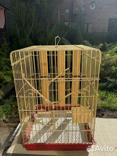 Клетка для среднего и крупного попугая