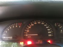 Opel Vectra 1.6 MT, 1997, битый, 442 000 км, с пробегом, цена 160 000 руб.
