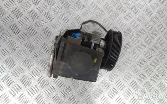 Насос гу бензиновый mercedes benz C-class W204 (LN