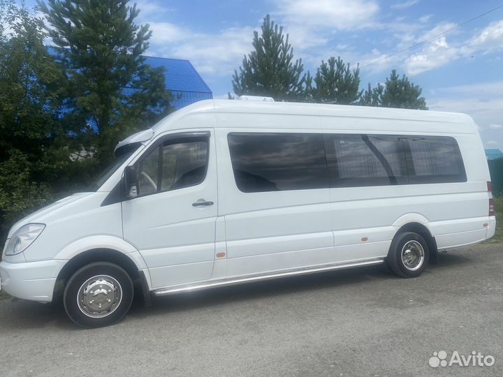 Туристический автобус Mercedes-Benz Sprinter, 2011