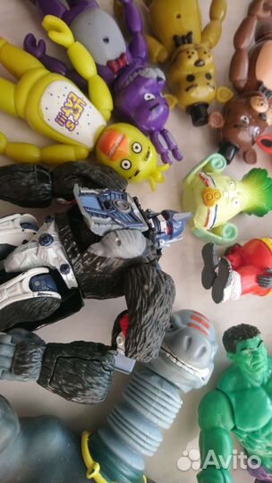 Фигурки пакетом.гуджитсу,аниматроники И другие