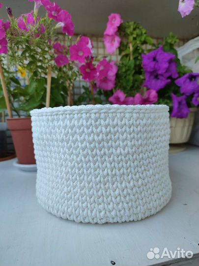 Корзина вязаная органайзер
