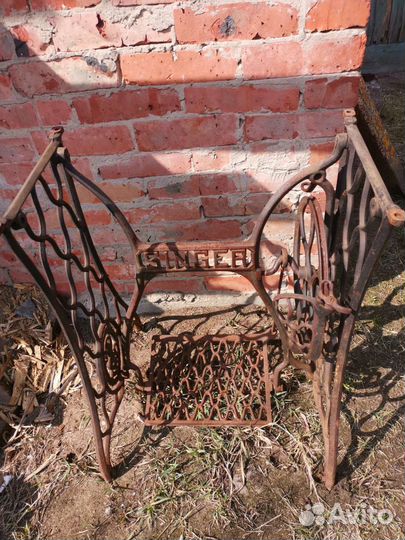 Швейная машинка singer