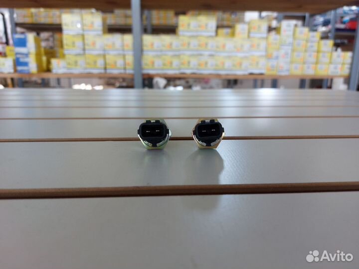 Датчик вкл. задн. хода Chery kimo / QQ6 / tiggo