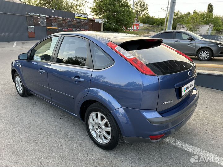 Ford Focus 1.6 МТ, 2006, 291 000 км