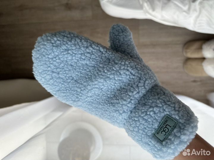 Варежки женские новые