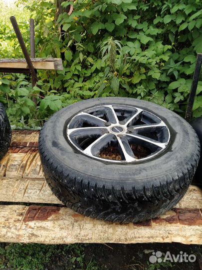 Nankang SW-8 215/65 R16 102T