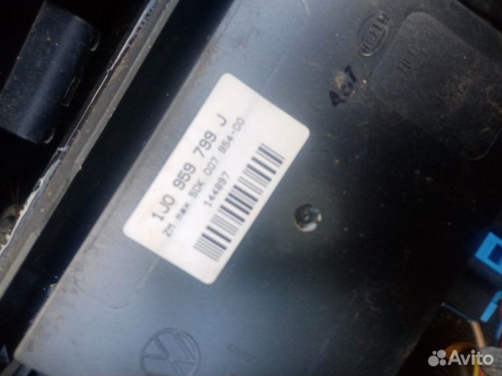 Блок комфорта Volkswagen Passat B5