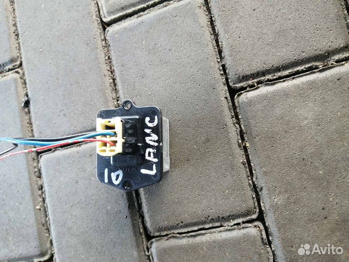 Резистор Печки Мистубиси Лансер 10