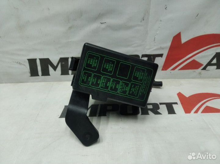 Блок предохранителей Kia Sorento XM D4HA 2009-2012