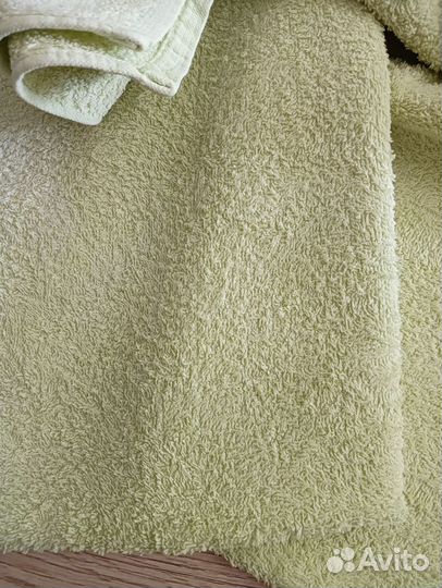 Махровые полотенца, бу