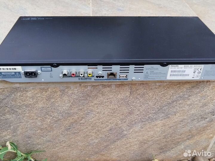 Проигрыватель Blu-ray/DVD Philips BDP3200/51