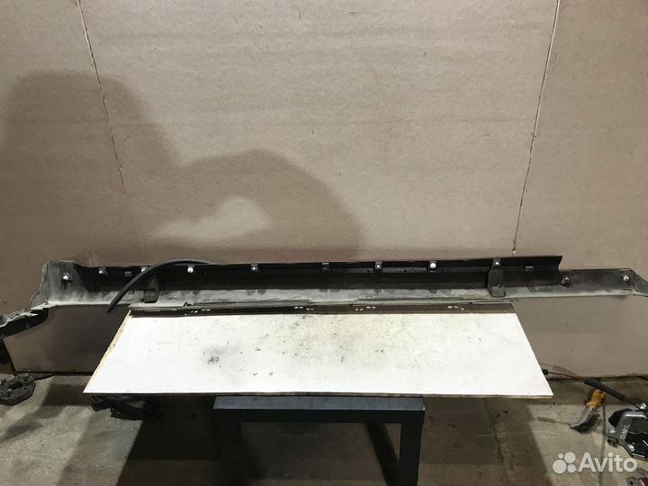 7586053010 Накладка порога L Lexus IS 250 350