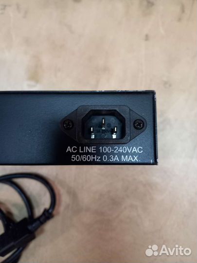 Коммутатор D-Link DES-1210-28/ME