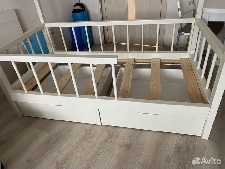 Кровать домик, 80*160 + матрас