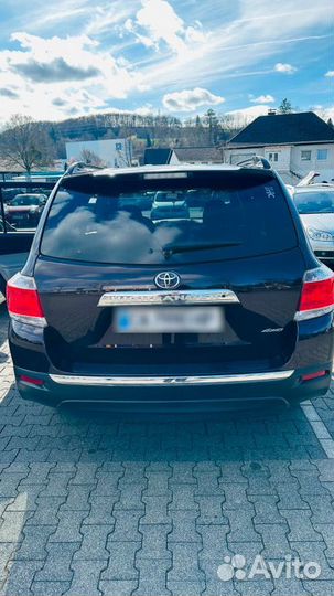 В разборе Toyota Highlander