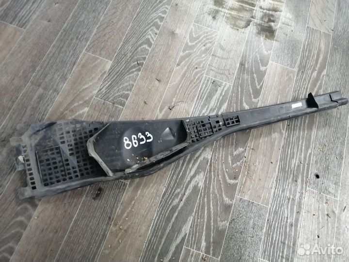 Жабо левое Renault Logan 1