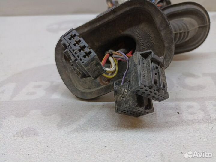 Проводка двери передняя правая Volkswagen Touareg