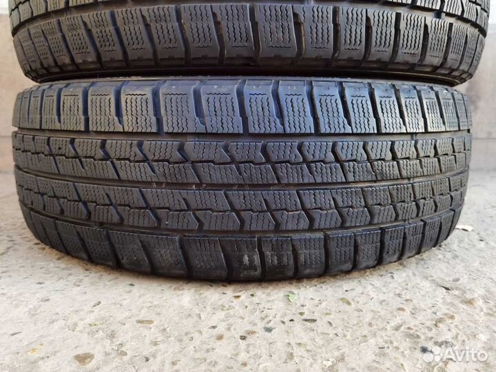 Goodyear Ice Navi Zea II 215/60 R17 96Q