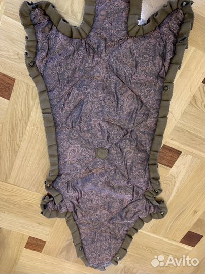 Ковёр из шкуры выдры для интерьера