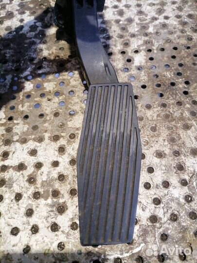 Педаль газа Opel Astra J