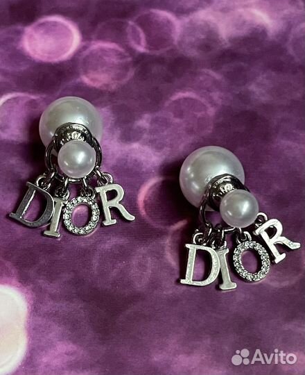 Трендовые двусторонние серьги Dior